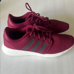 Adidas Burgundy & Black Athletic Shoes, women size 8, excellent condition